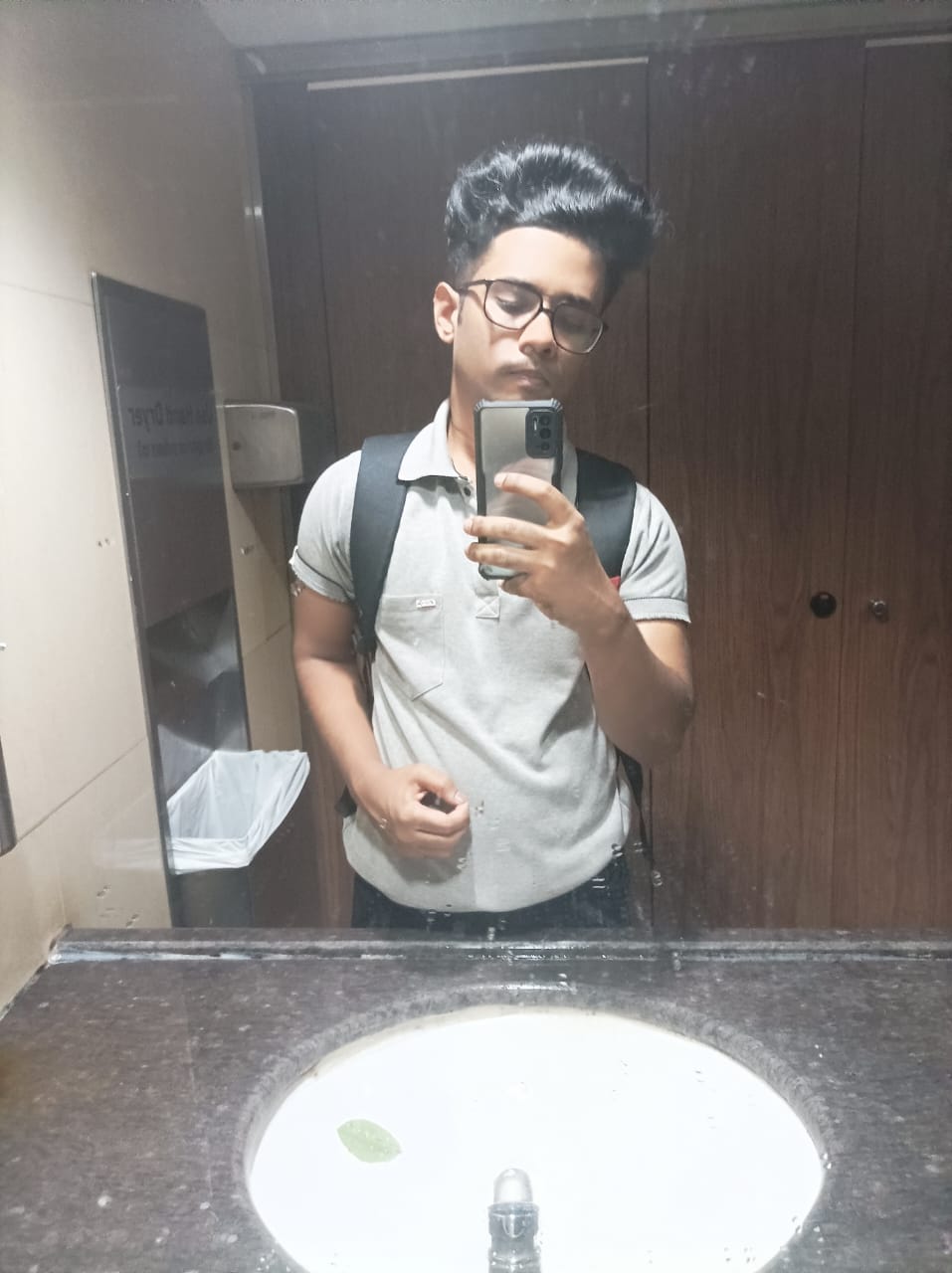 Performance Marketing Analytics Dashboard showing growth metrics